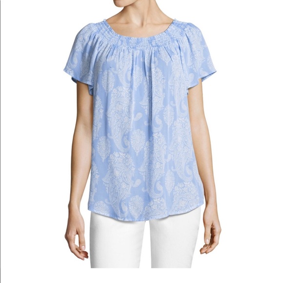 Liz Claiborne Tops - Liz Claiborne rayon Top